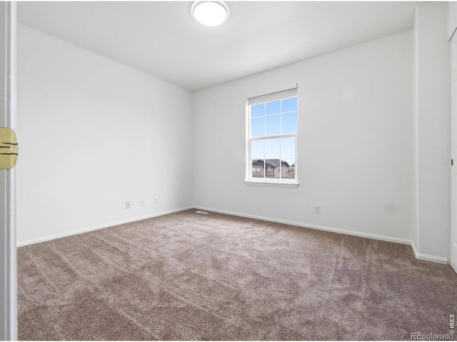 6375 E 139th Avenue Thornton CO 80602 | MLS #RECIR1066612 08172026010607 1600 31