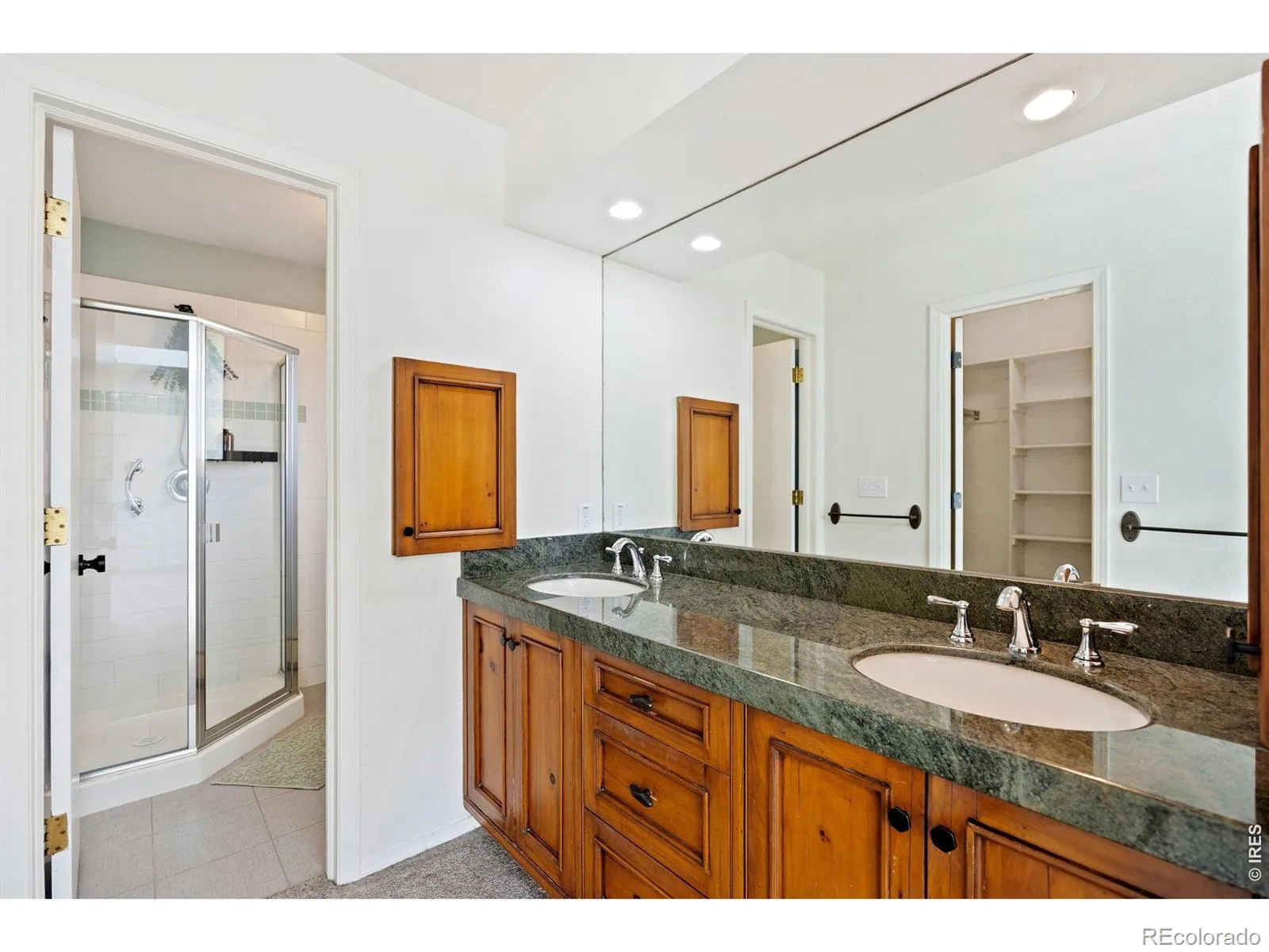 5411 S Manitou Road Littleton CO 80123 | MLS #RECIR1066623 08172026171657 1600 12
