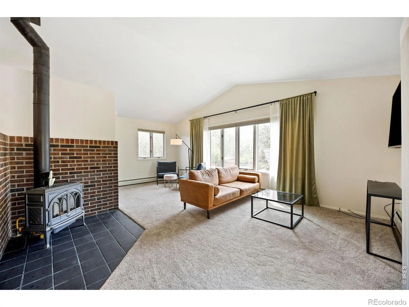 5411 S Manitou Road Littleton CO 80123 | MLS #RECIR1066623 08172026171657 1600 3