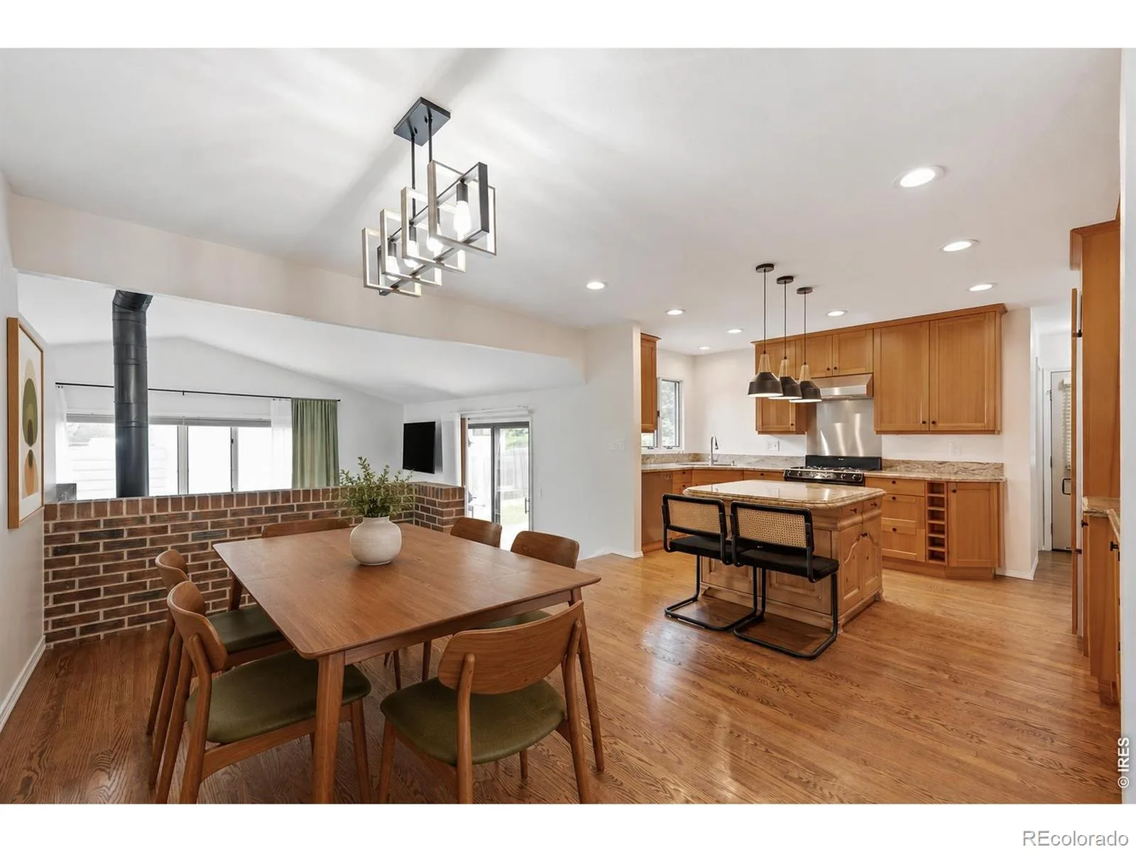 5411 S Manitou Road Littleton CO 80123 | MLS #RECIR1066623 08172026171657 1600 4
