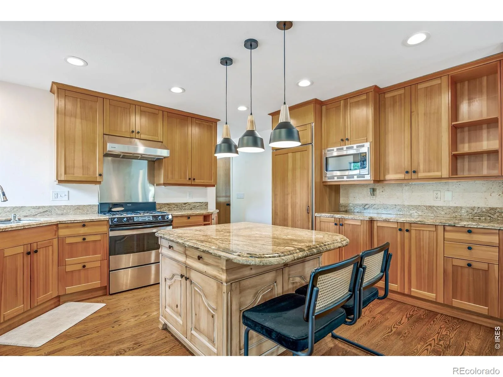 5411 S Manitou Road Littleton CO 80123 | MLS #RECIR1066623 08172026171657 1600 5