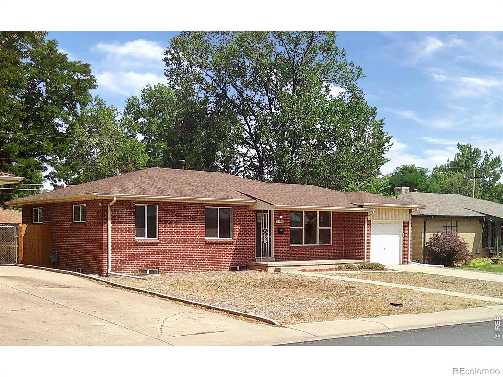 1370 S Eaton Court Lakewood CO 80232 | MLS #RECIR1066645 08172026215528 1600 2