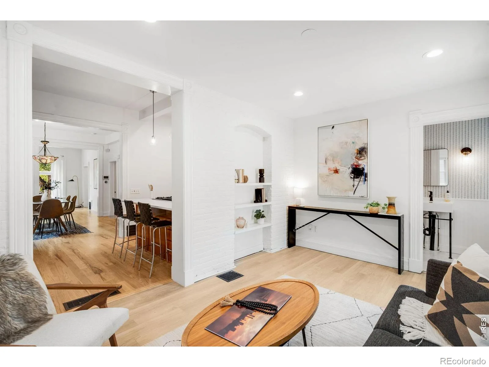 30 S Grant Street Denver CO 80209 | MLS #RECIR1066650 08172026231114 1600 21