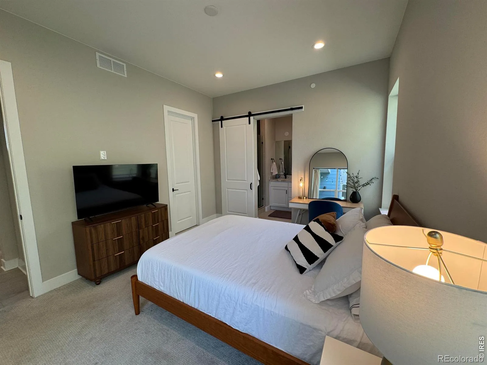 958 Superior Drive Superior CO 80027 | MLS #RECIR1066692 08182026200033 1600 21
