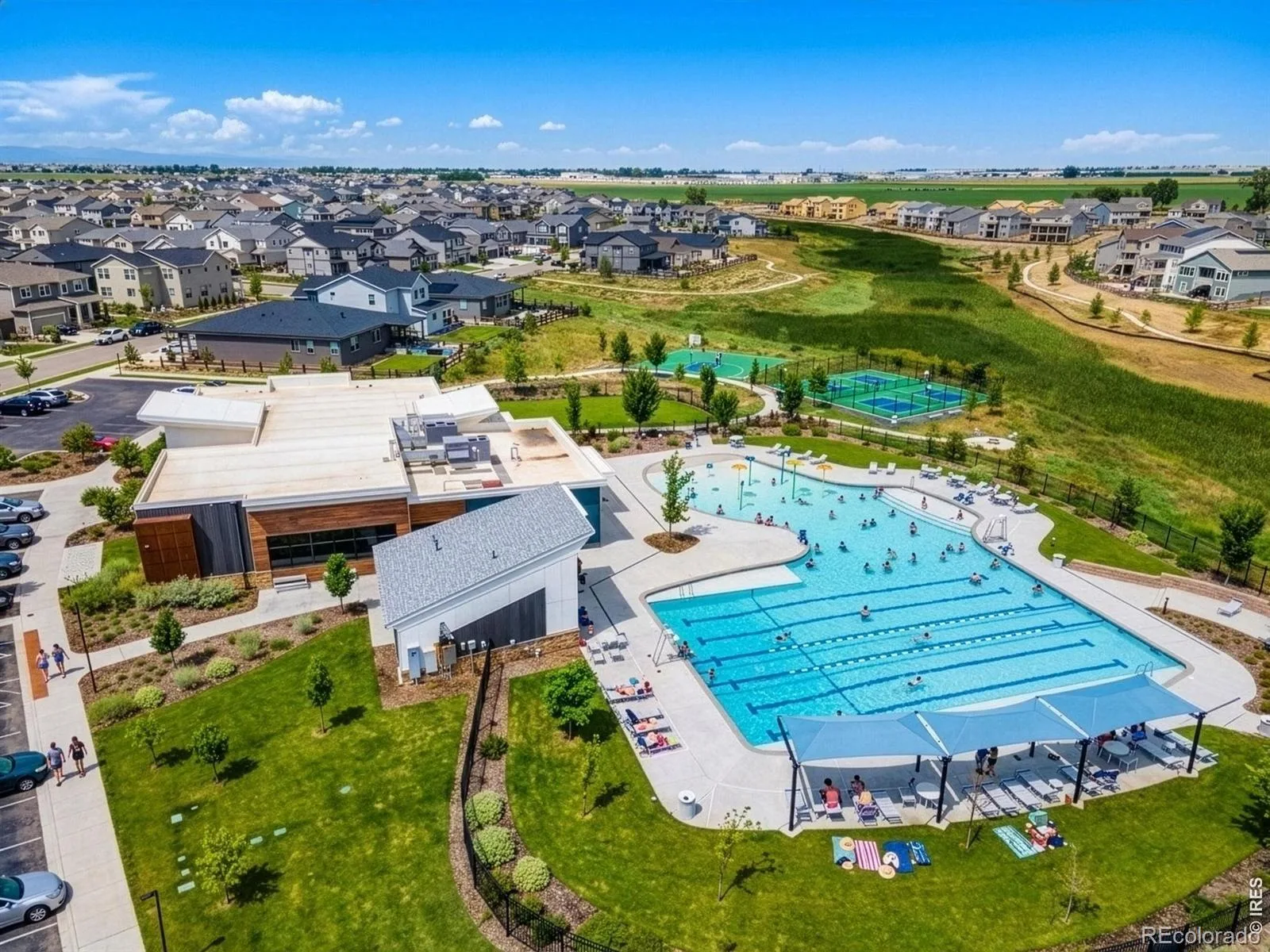 4633 N Bend Way Firestone CO 80504 | MLS #RECIR1066699 08202026162017 1600 26
