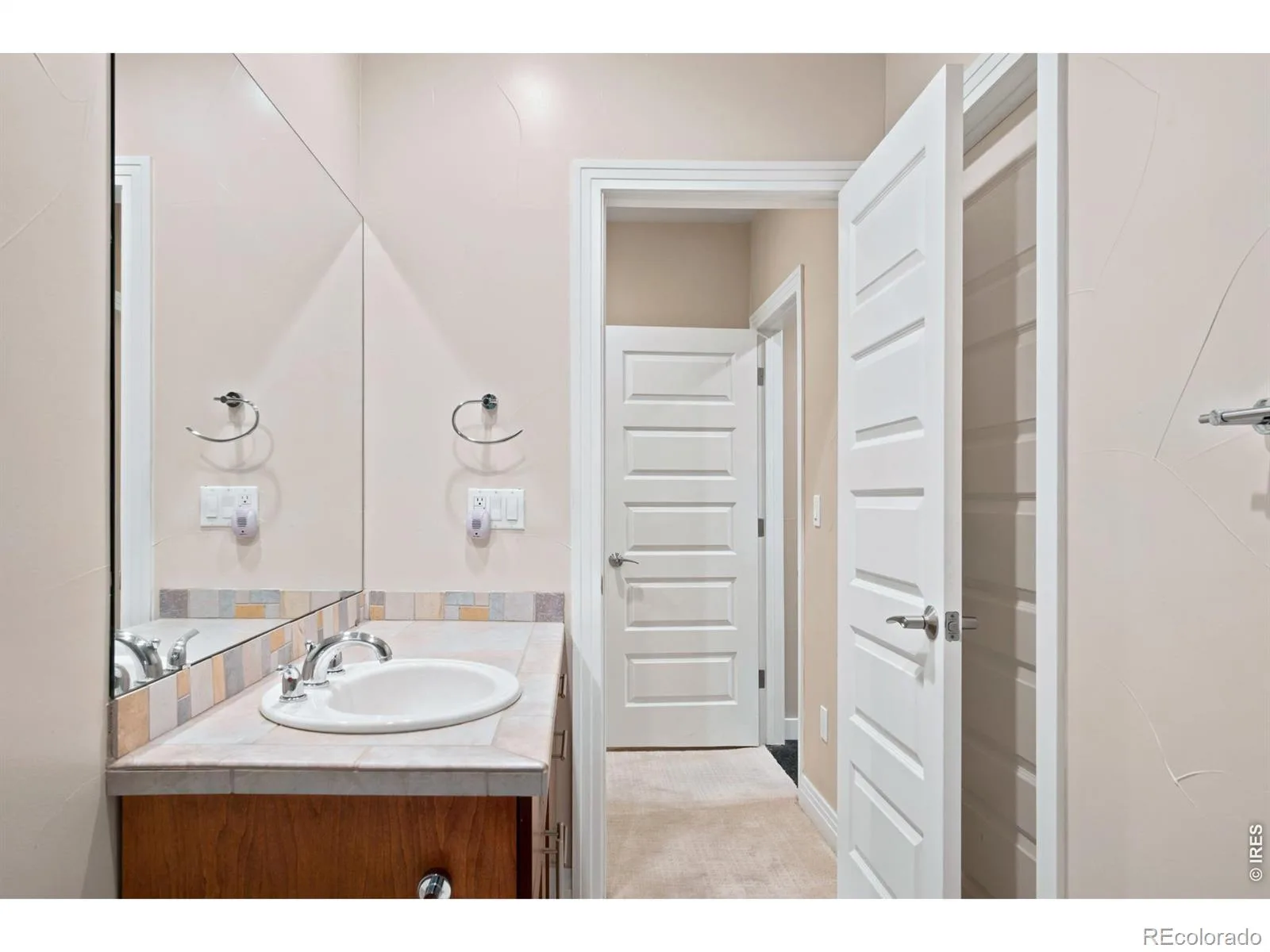 2018 Osceola Street Denver CO 80212 | MLS #RECIR1066766 08192026184751 1600 46