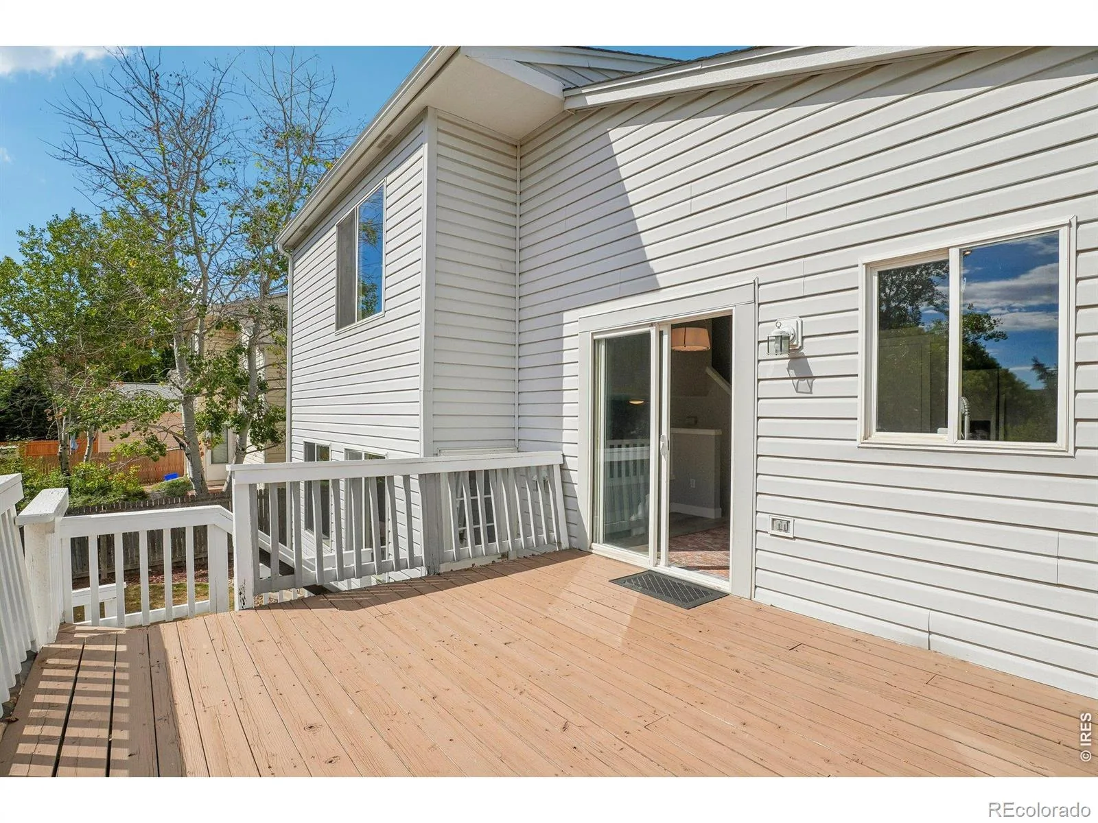 1818 Clover Creek Drive Longmont CO 80503 | MLS #RECIR1066789 08192026210720 1600 35