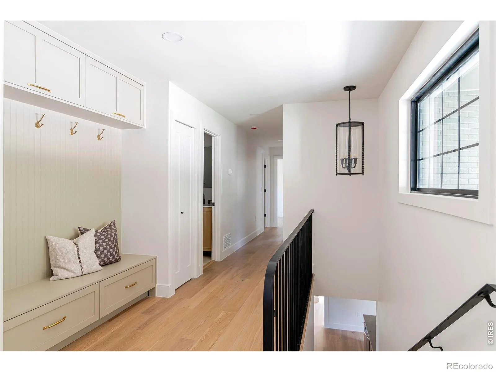2061 Mt Zion Drive Golden CO 80401 | MLS #RECIR1066812 08202026011731 1600 22
