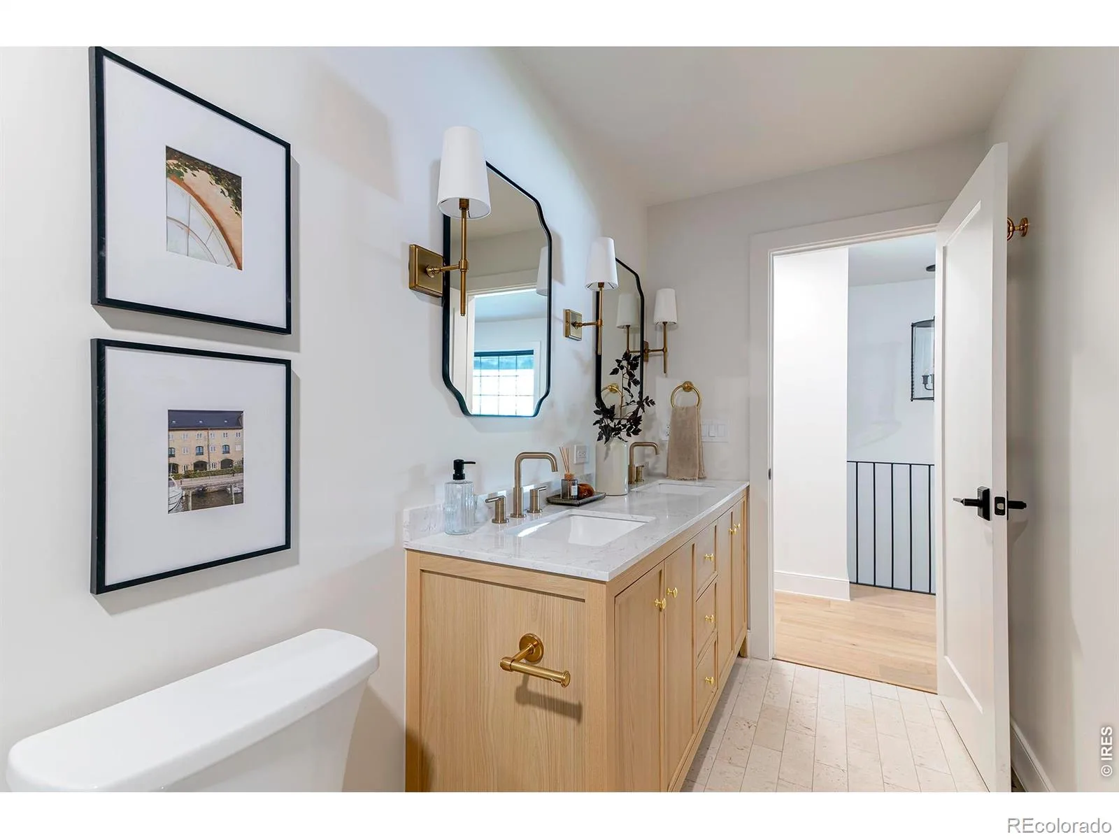 2061 Mt Zion Drive Golden CO 80401 | MLS #RECIR1066812 08202026011731 1600 28