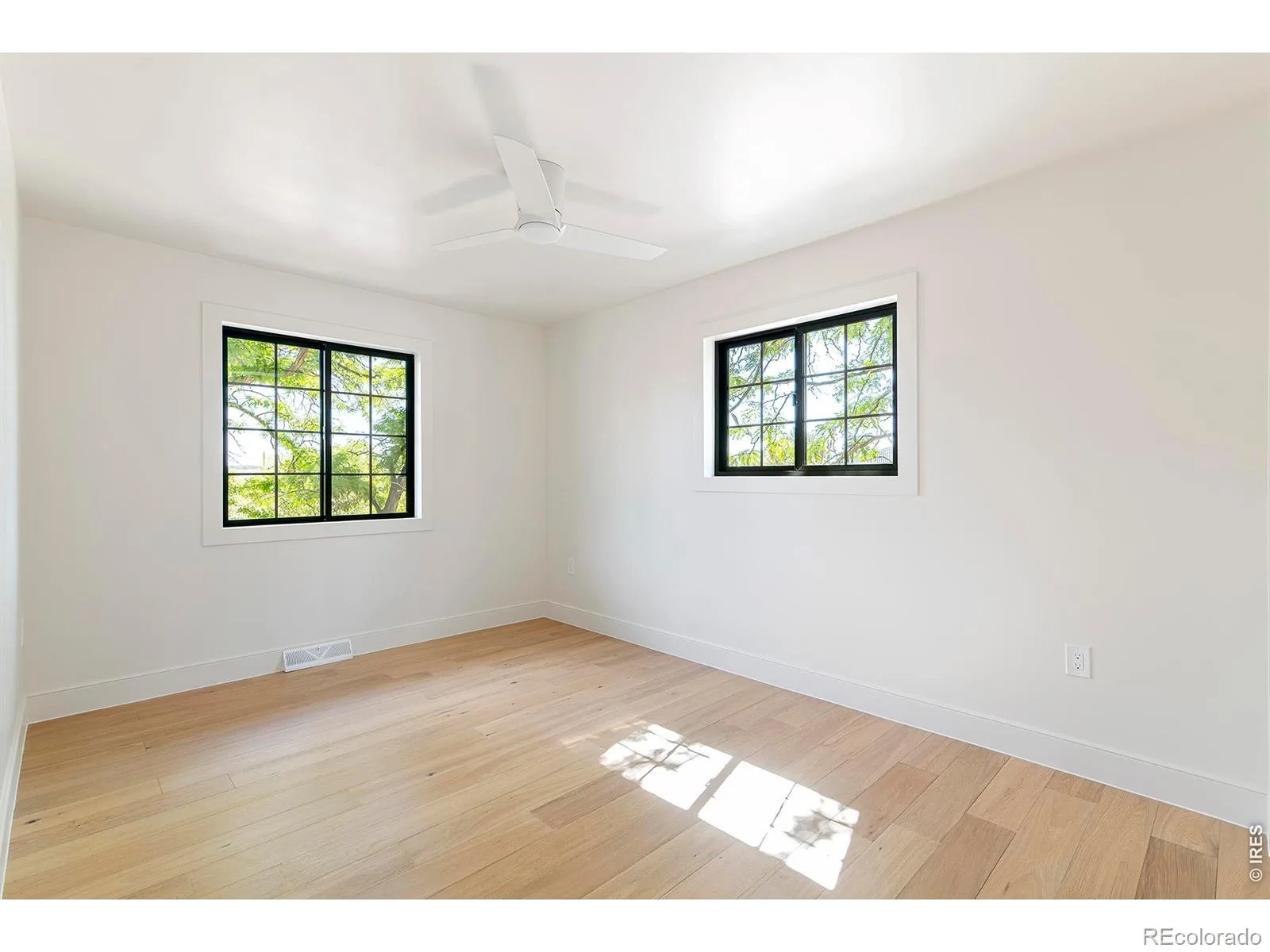 2061 Mt Zion Drive Golden CO 80401 | MLS #RECIR1066812 08202026011731 1600 34