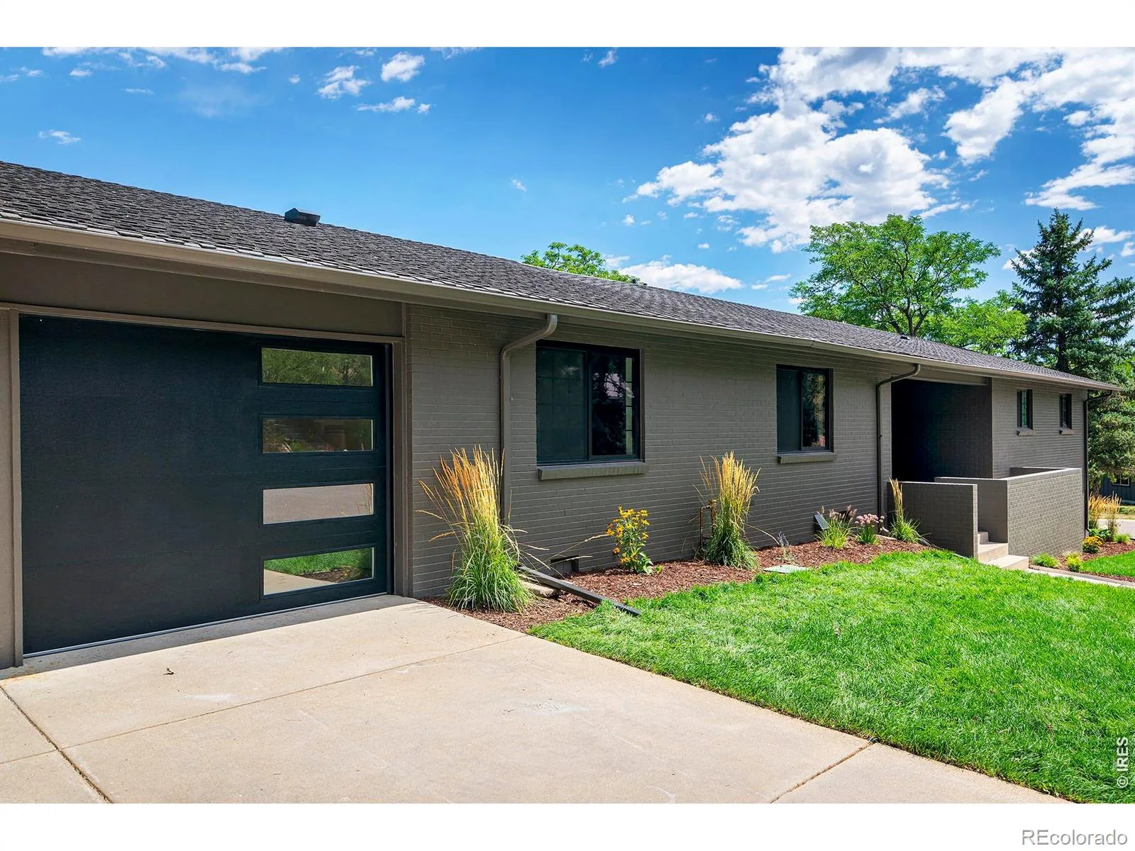 2061 Mt Zion Drive Golden CO 80401 | MLS #RECIR1066812 08202026011731 1600 46
