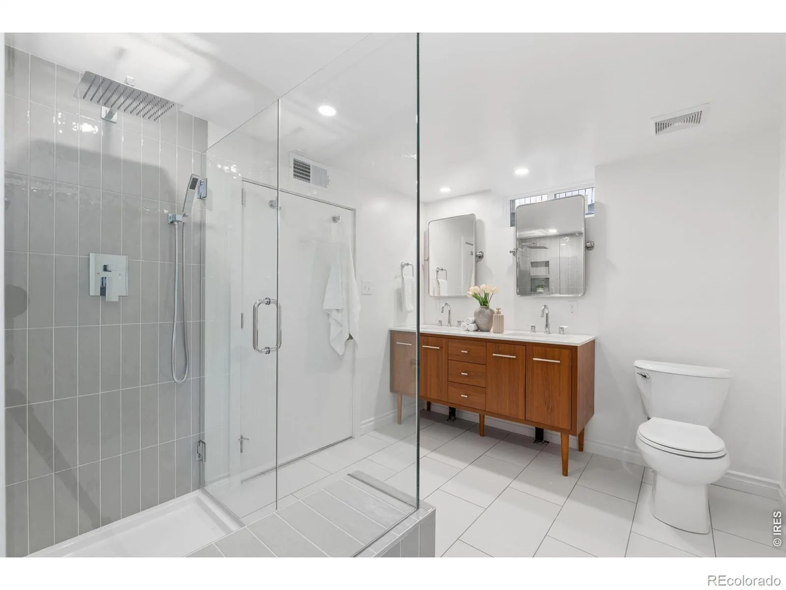 3340 E Martin Luther King Jr Boulevard Denver CO 80205 | MLS #REC3881299 08202026011726 1600 17