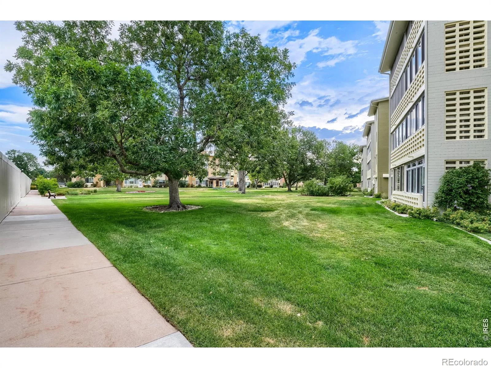 680 S Alton Way #1B #41 Denver CO 80247 | MLS #RECIR1066814 08202026014239 1600 28