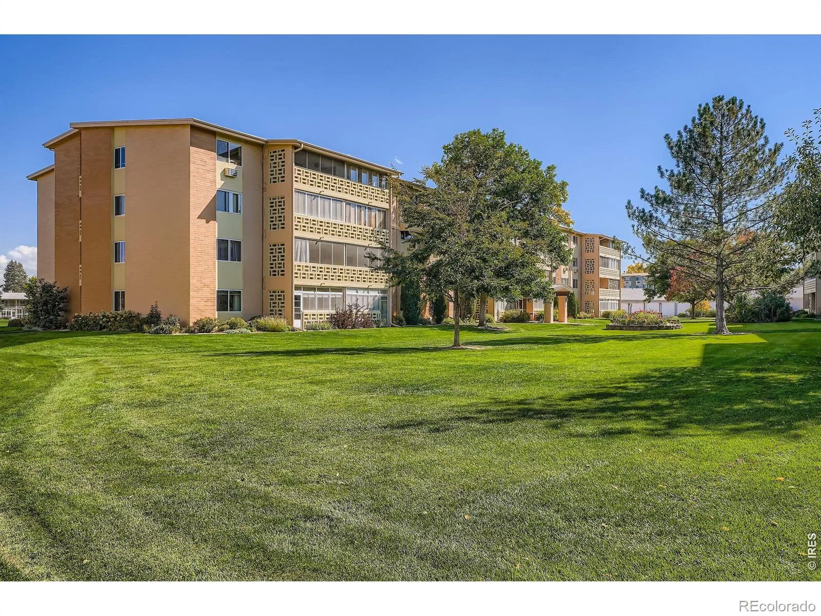680 S Alton Way #1B #41 Denver CO 80247 | MLS #RECIR1066814 08202026014239 1600 29