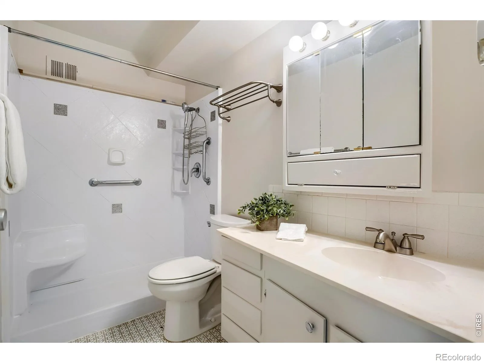 680 S Alton Way #1B #41 Denver CO 80247 | MLS #RECIR1066814 08202026014239 1600 7