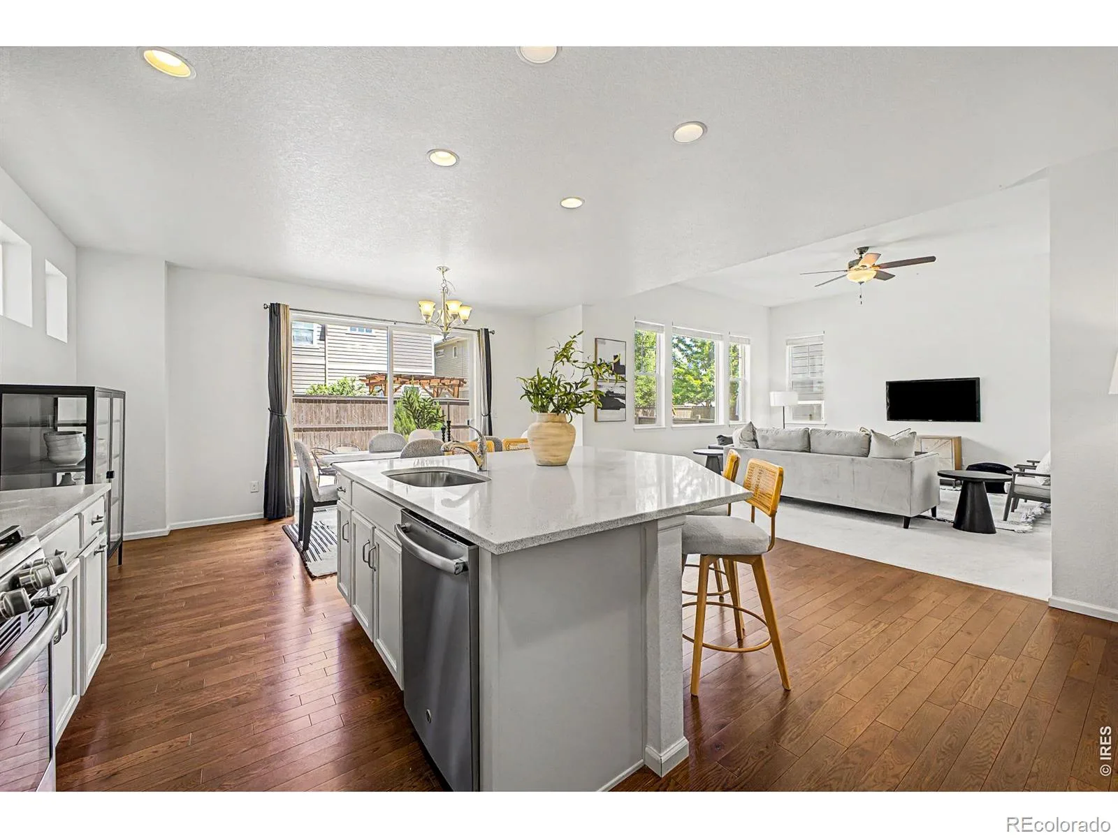 15263 W 49th Place Golden CO 80403 | MLS #RECIR1066841 08252026005811 1600 13