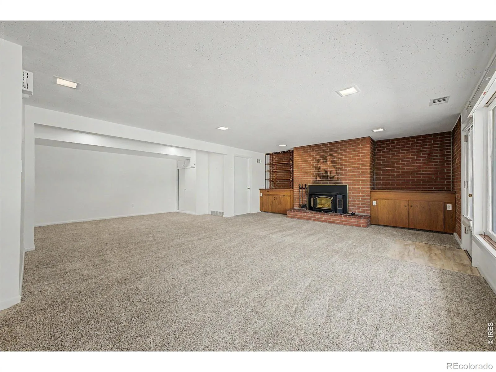 2555 Queen Street Lakewood CO 80215 | MLS #RECIR1066850 08202026180833 1600 16