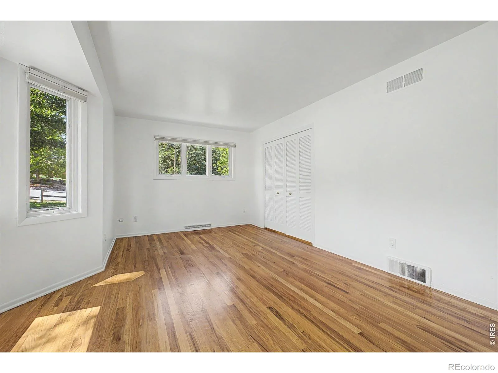 2555 Queen Street Lakewood CO 80215 | MLS #RECIR1066850 08202026180833 1600 21