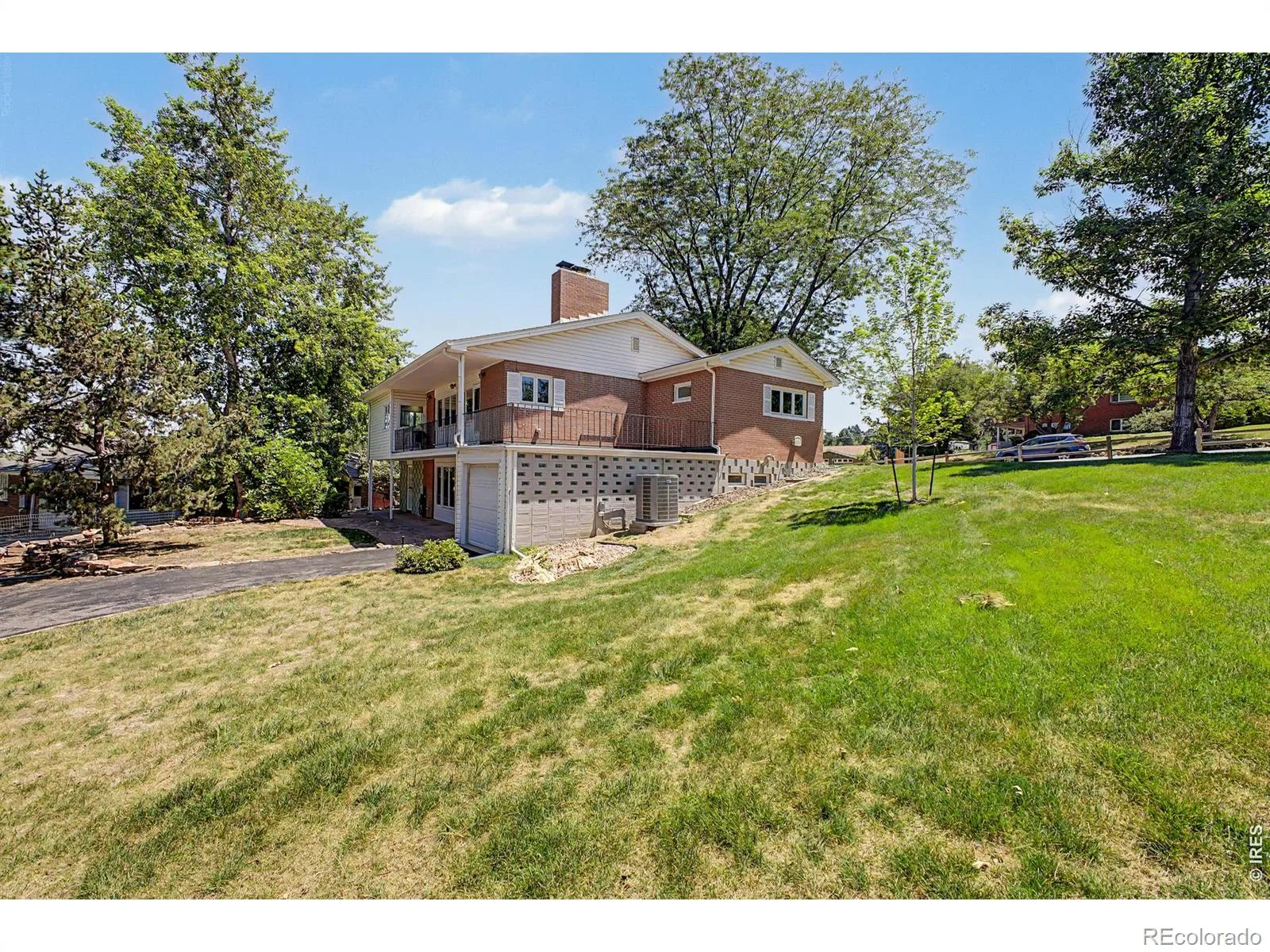 2555 Queen Street Lakewood CO 80215 | MLS #RECIR1066850 08202026180833 1600 28