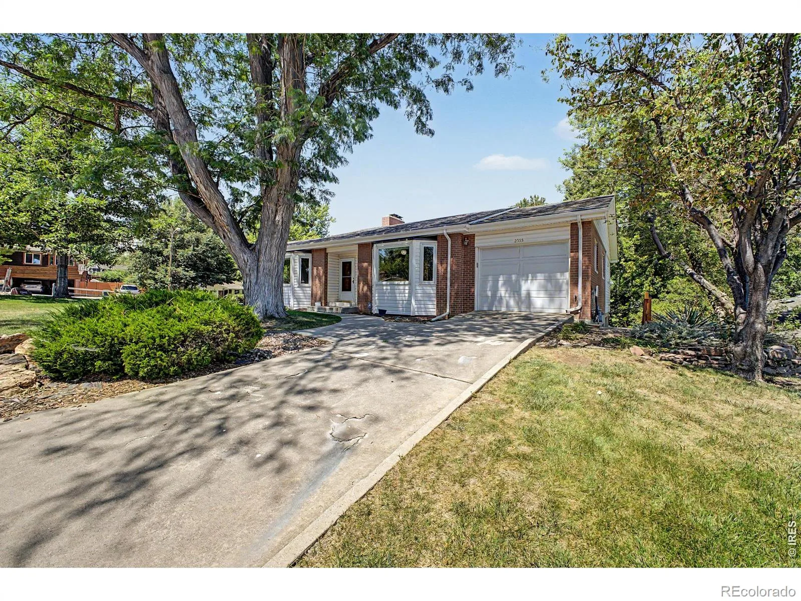2555 Queen Street Lakewood CO 80215 | MLS #RECIR1066850 08202026180833 1600 3