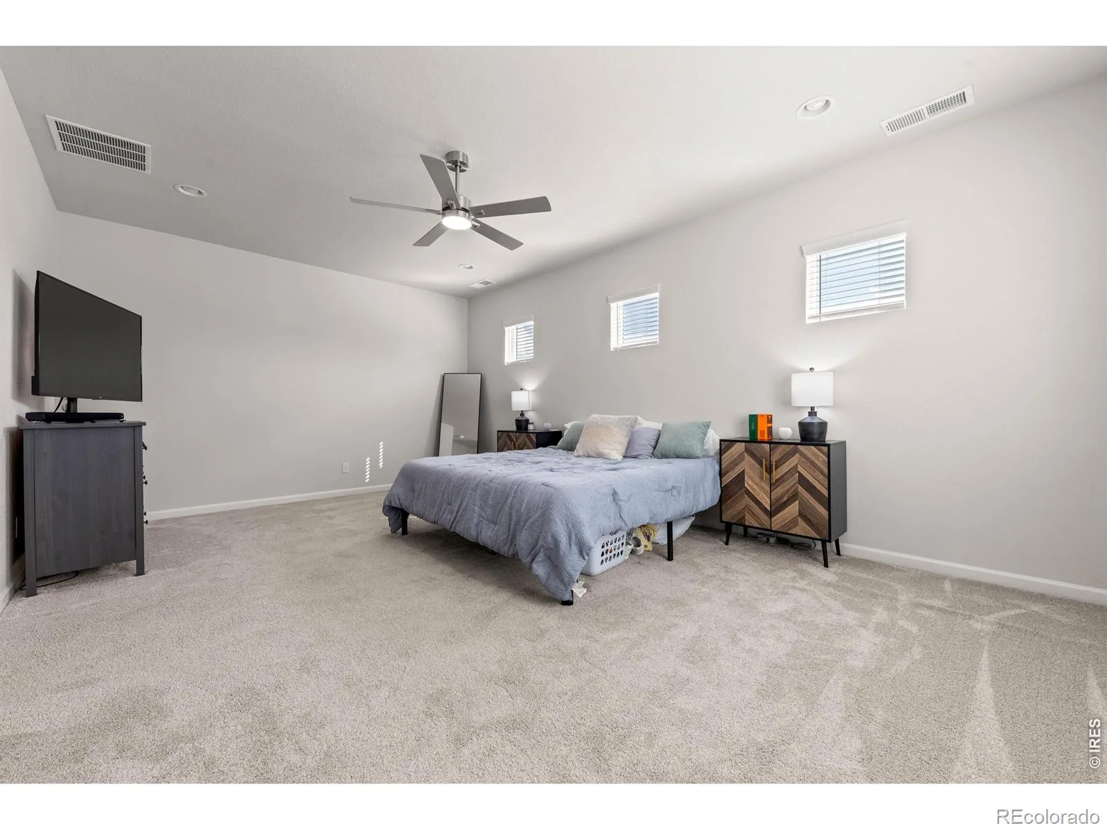 10622 Truckee Street Commerce City CO 80022 | MLS #RECIR1066860 08282026182801 1600 19