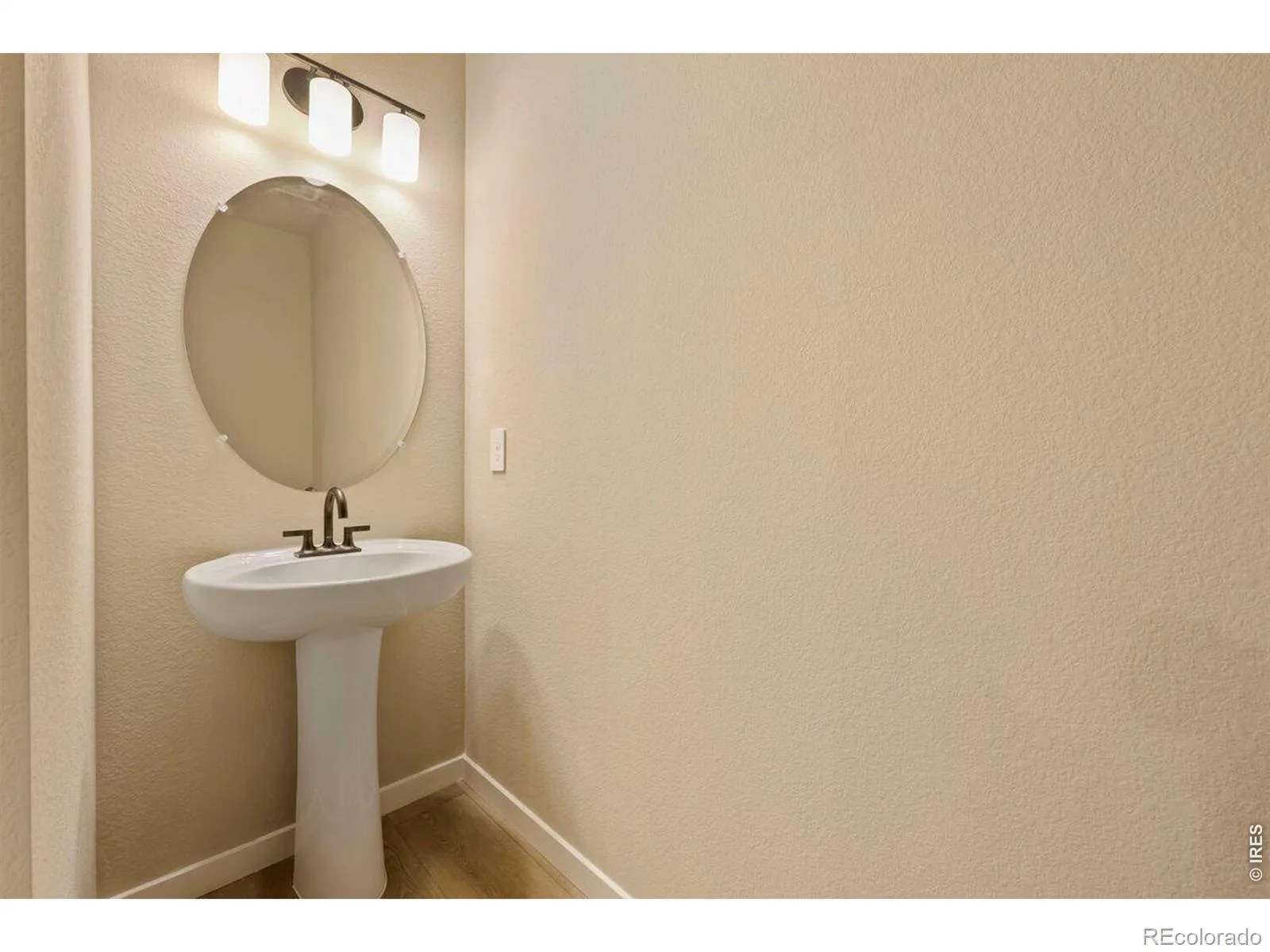 2833 Bear Springs Circle Longmont CO 80503 | MLS #RECIR1066910 08202026234626 1600 13