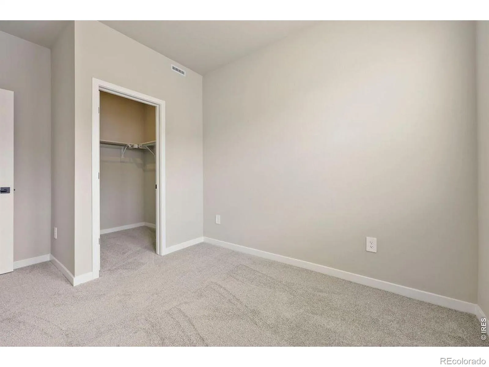 2833 Bear Springs Circle Longmont CO 80503 | MLS #RECIR1066910 08202026234626 1600 22