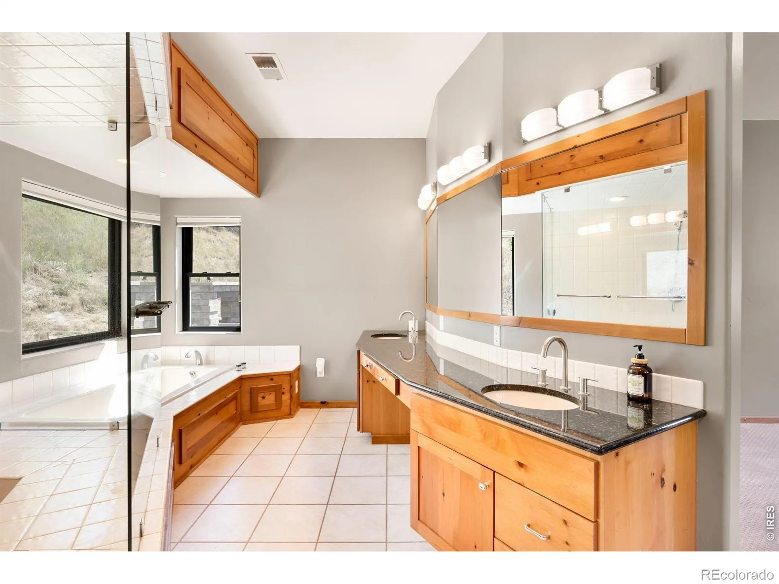 5858 S Turkey Creek Road Morrison CO 80465 | MLS #RECIR1066953 08212026161401 1600 23