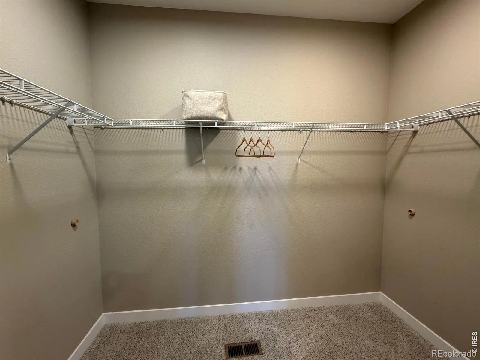 2029 Sicily Circle Longmont CO 80503 | MLS #RECIR1066958 08232026224637 1600 18
