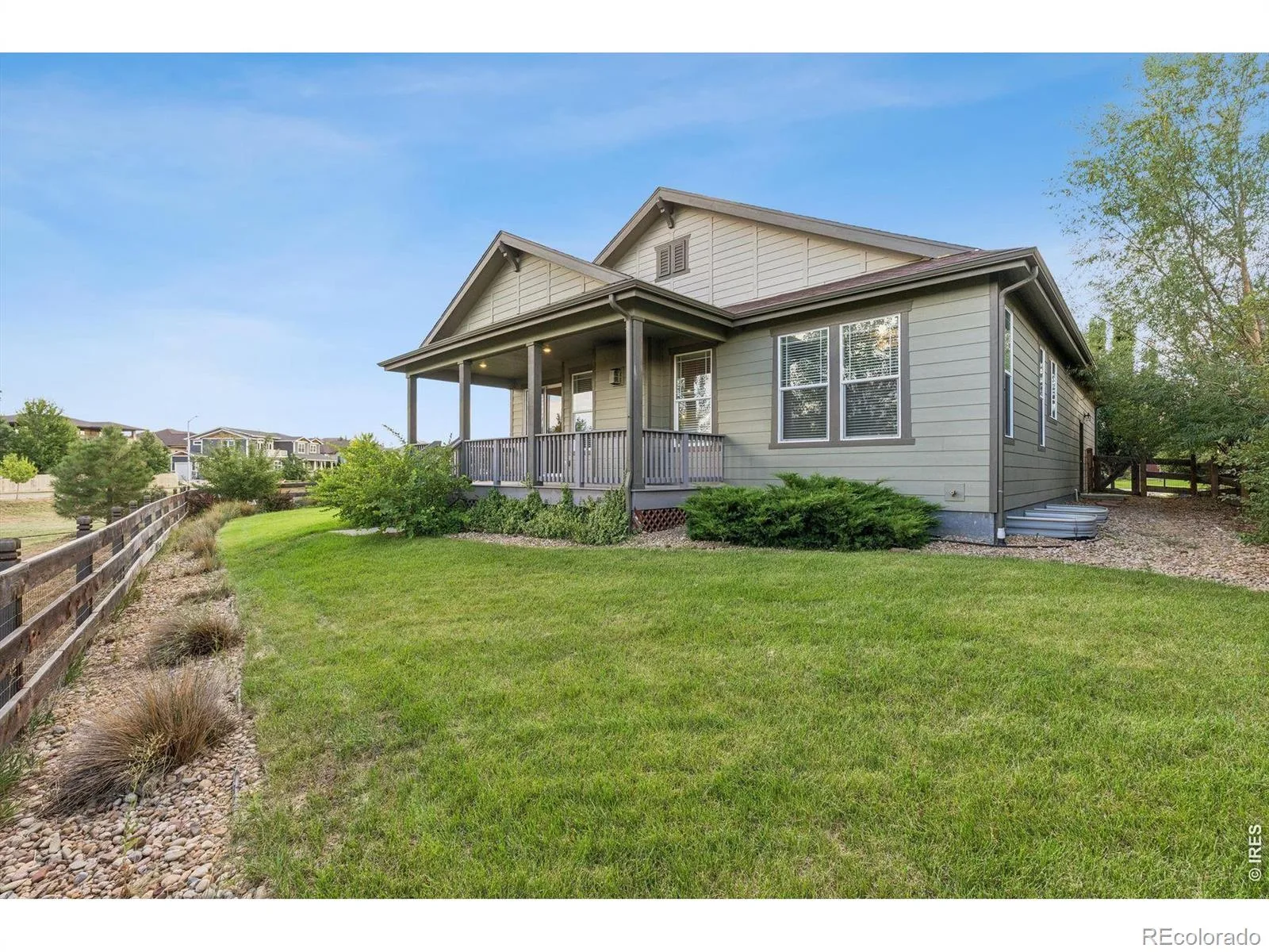 2029 Sicily Circle Longmont CO 80503 | MLS #RECIR1066958 08232026224637 1600 32