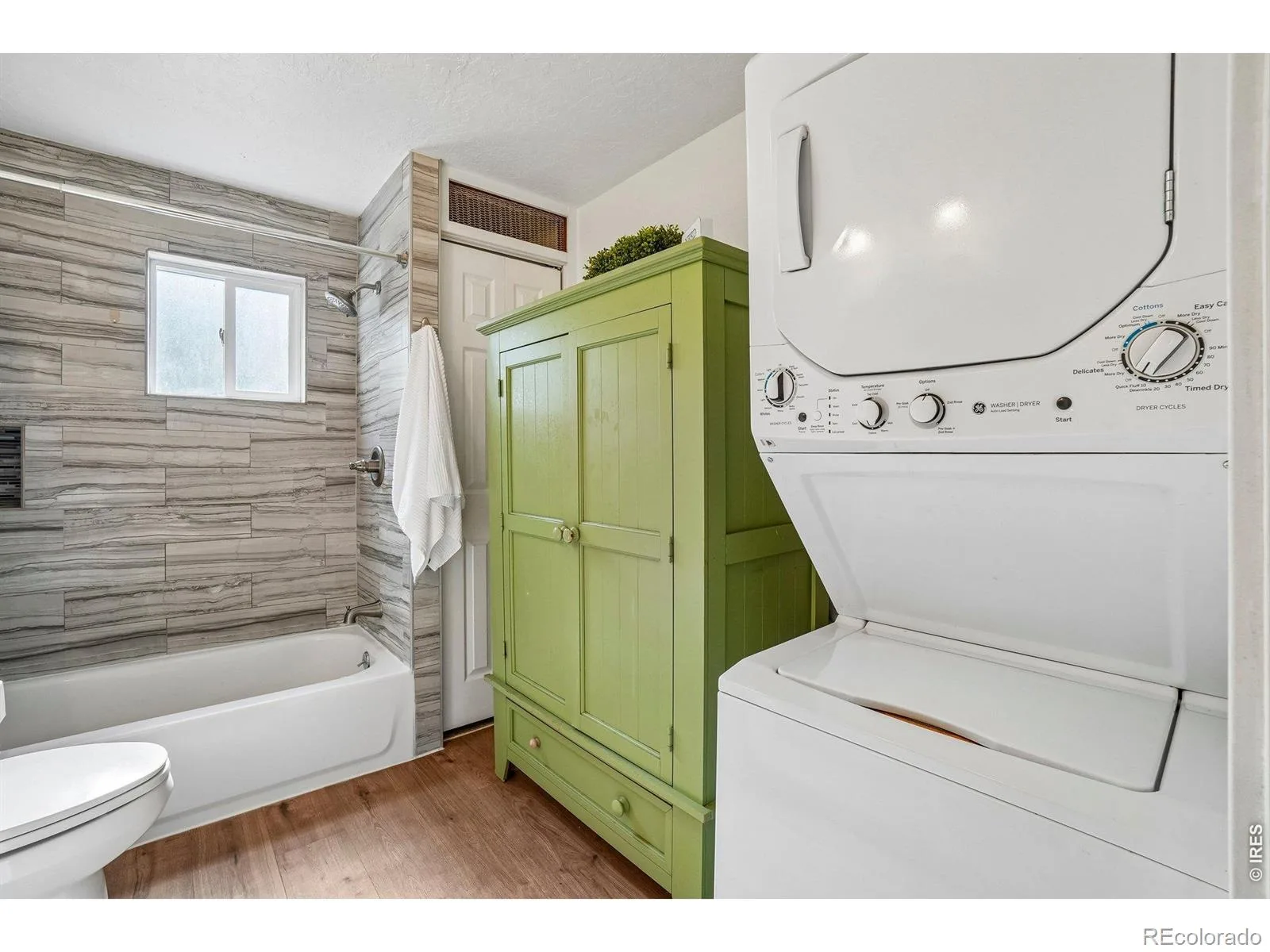 127 E Saint Clair Avenue Longmont CO 80504 | MLS #RECIR1066978 08222026003950 1600 11