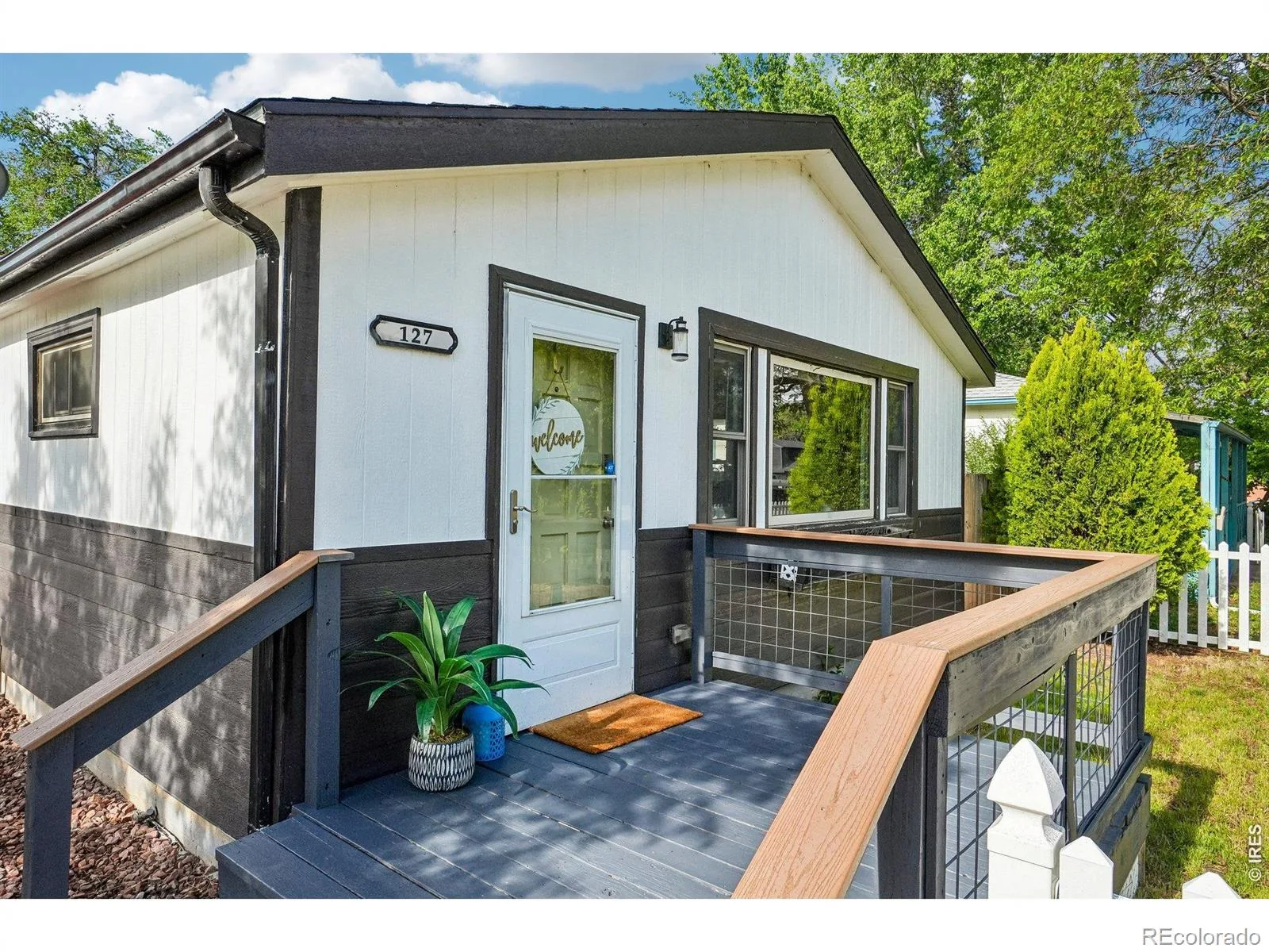 127 E Saint Clair Avenue Longmont CO 80504 | MLS #RECIR1066978 08222026003950 1600 2