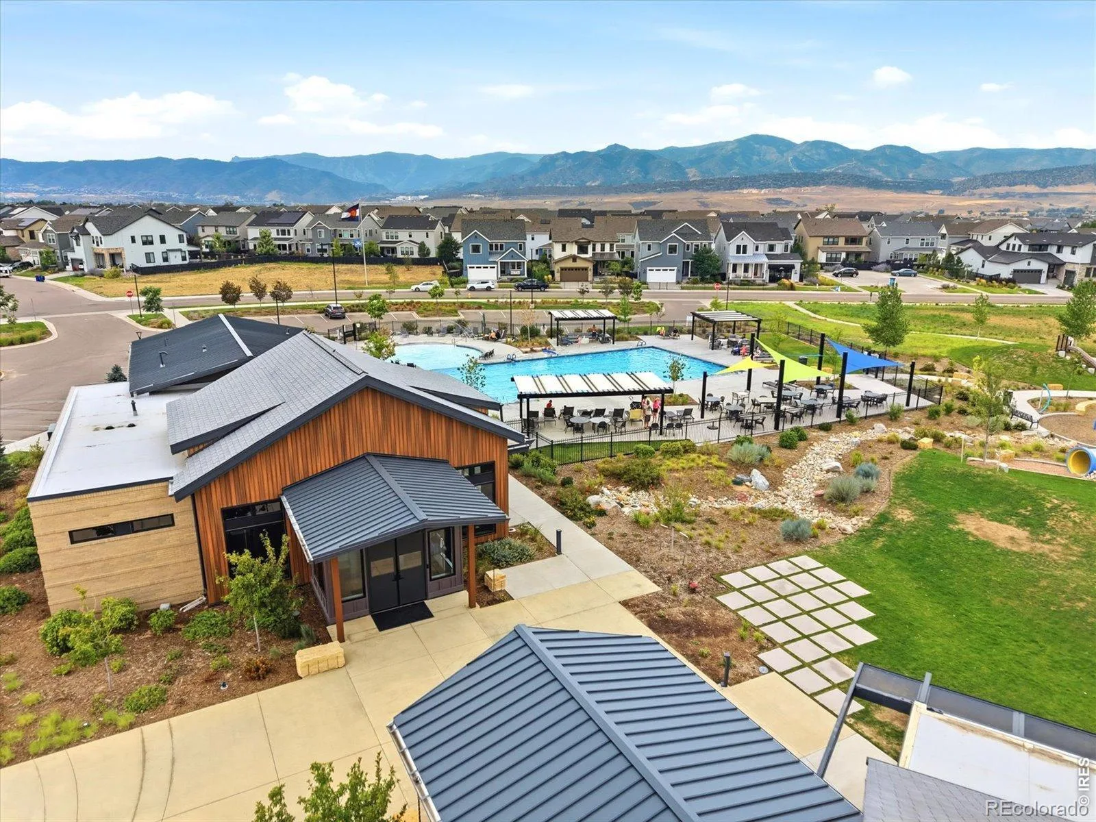 9148 Star Fall Circle Littleton CO 80125 | MLS #RECIR1067010 08212026211751 1600 41