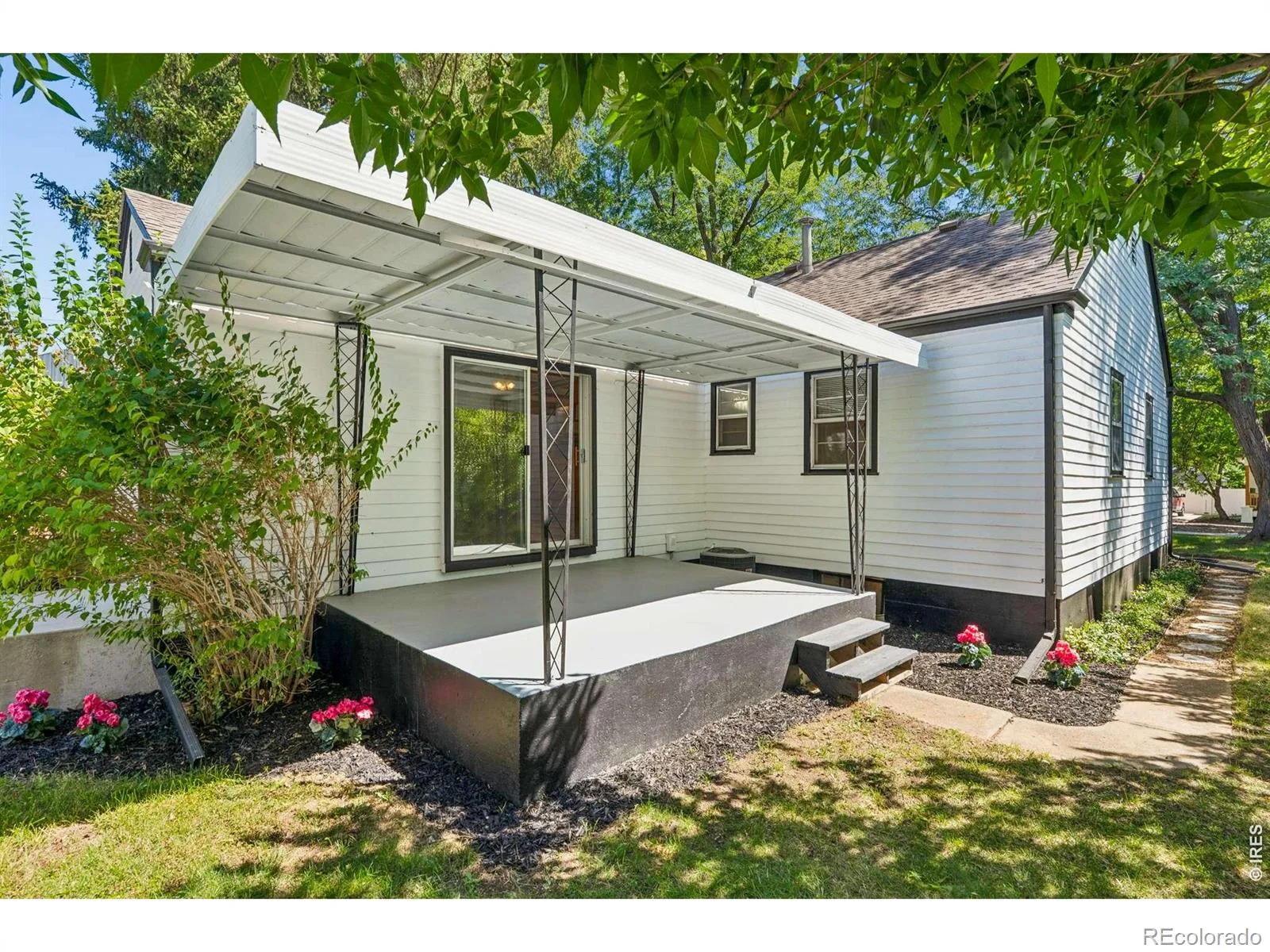 331 Francis Street Longmont CO 80501 | MLS #RECIR1067013 08212026223030 1600 23
