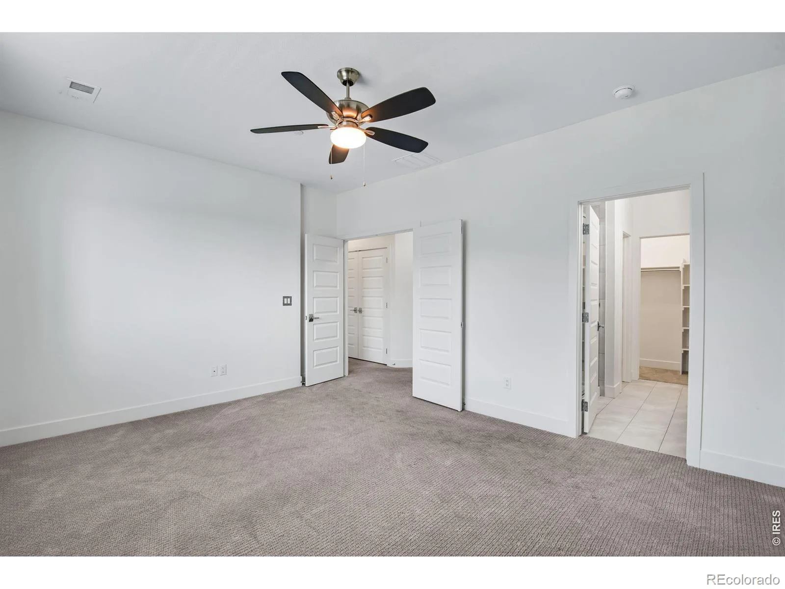 19570 E Sunset Circle Aurora CO 80015 | MLS #RECIR1067061 08222026202628 1600 20
