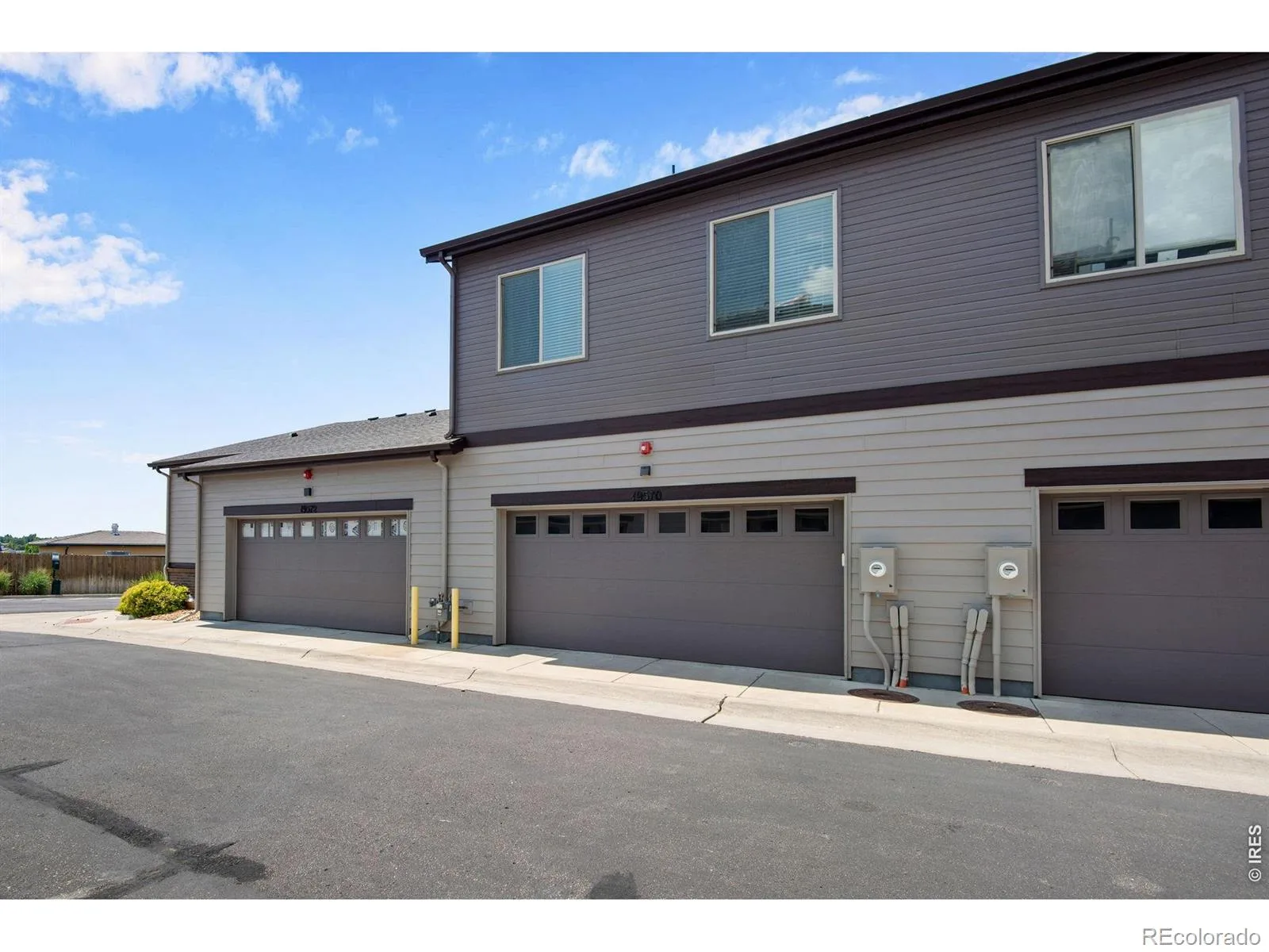 19570 E Sunset Circle Aurora CO 80015 | MLS #RECIR1067061 08222026202628 1600 7