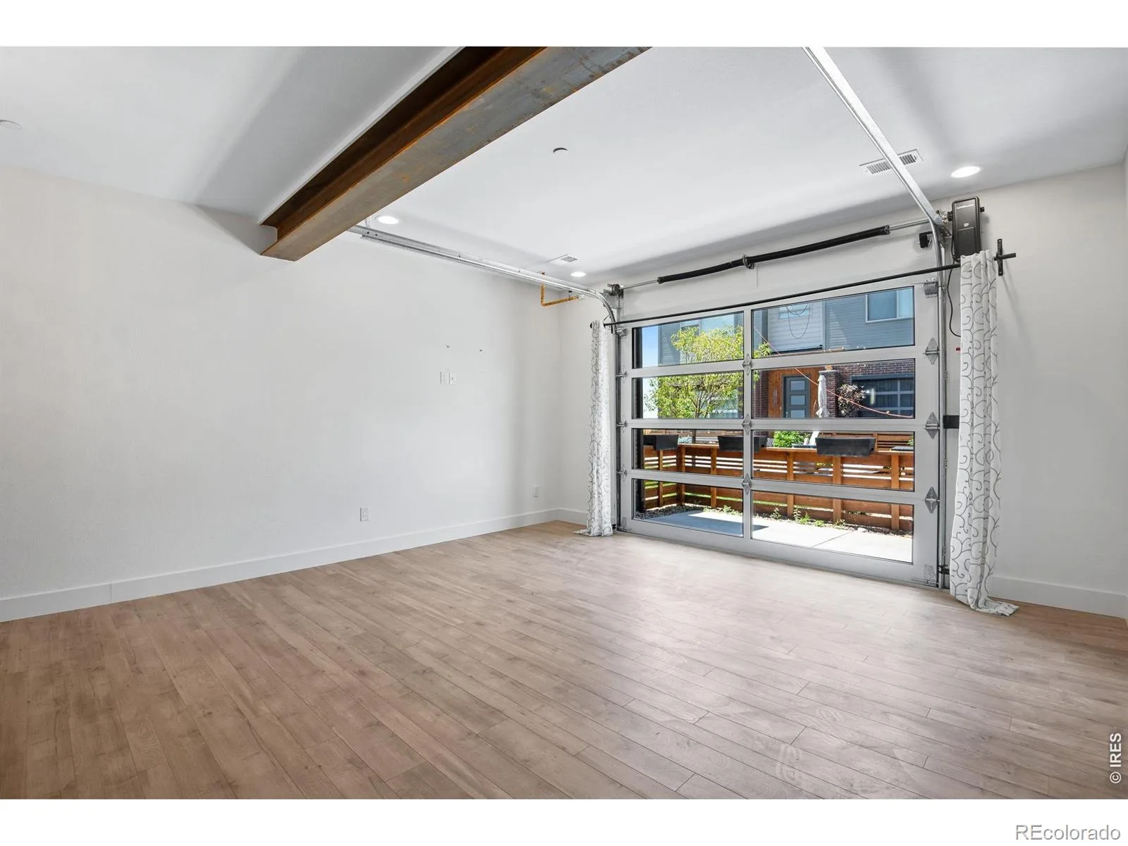 19570 E Sunset Circle Aurora CO 80015 | MLS #RECIR1067061 08222026202628 1600 9