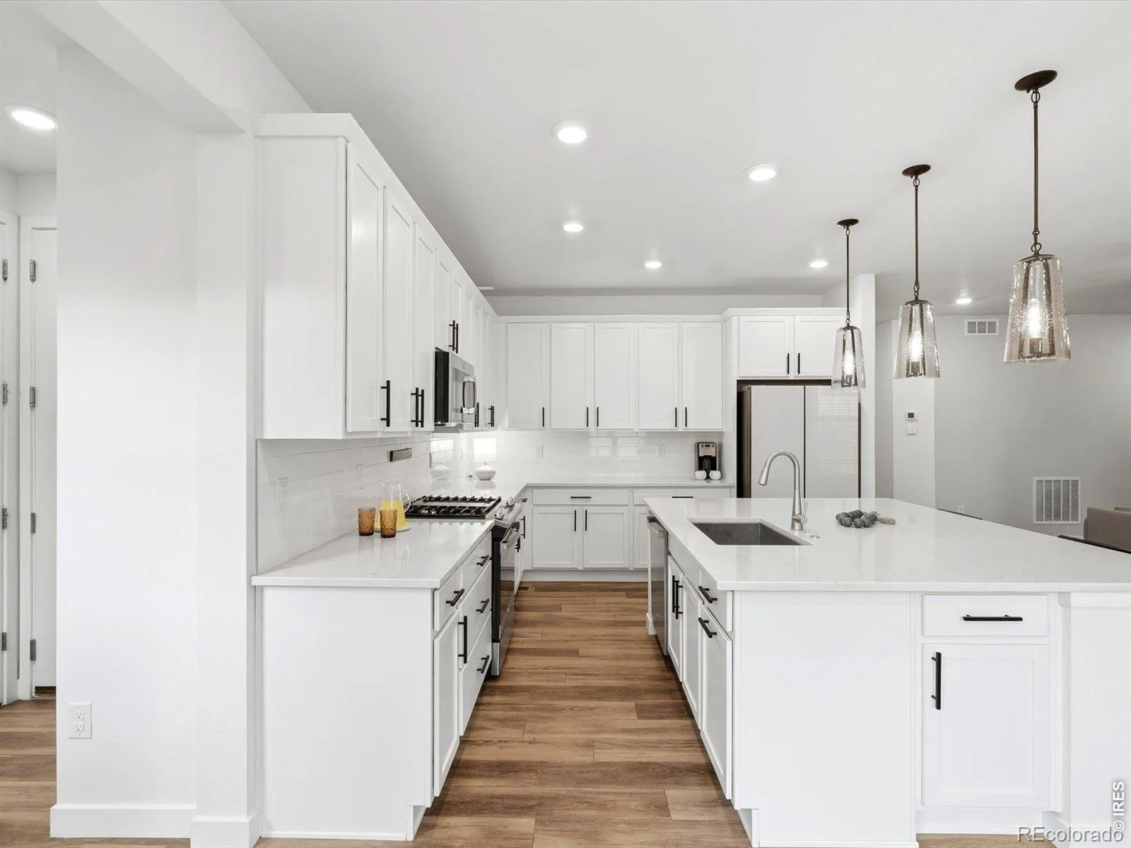 15682 W Eureka Avenue Morrison CO 80465 | MLS #RECIR1067086 08242026043638 1600 6