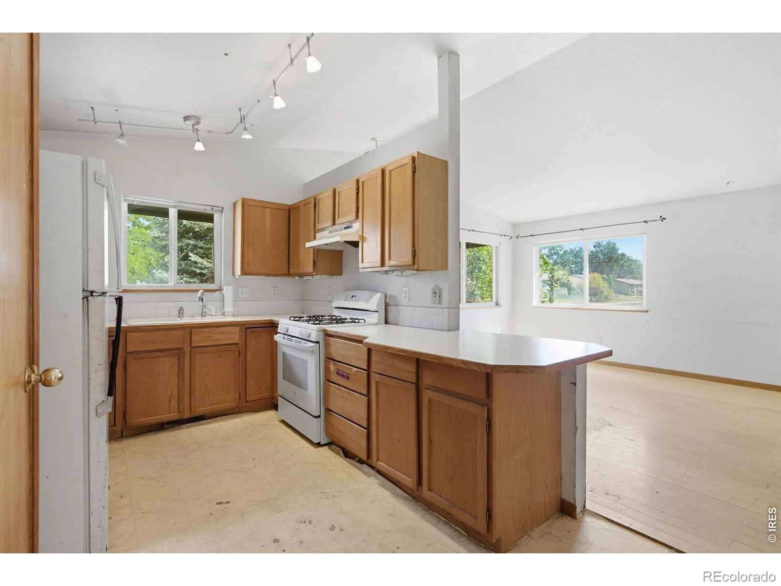347 Walnut Drive Frederick CO 80530 | MLS #RECIR1067120 08252026175016 1600 13
