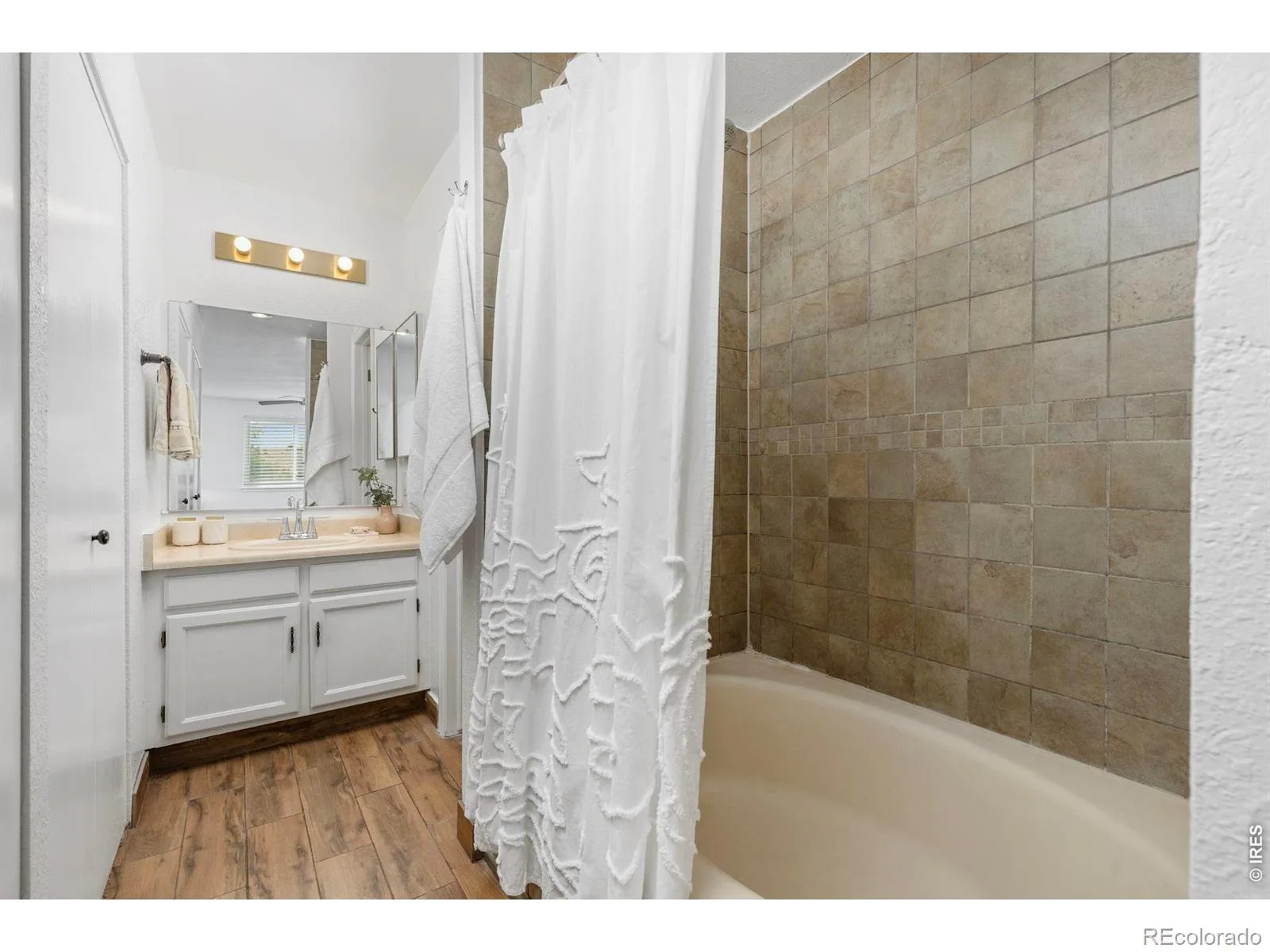 5147 W 73rd Avenue Westminster CO 80030 | MLS #RECIR1067150 08252026053317 1600 8