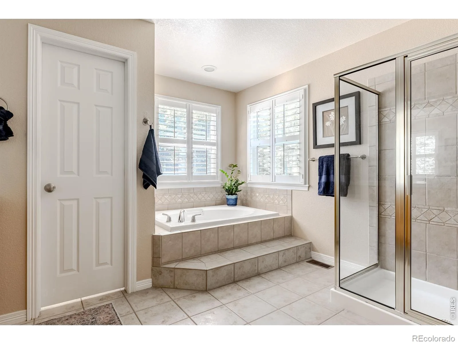 5706 Aspen Creek Drive Broomfield CO 80020 | MLS #RECIR1067174 08252026174949 1600 25