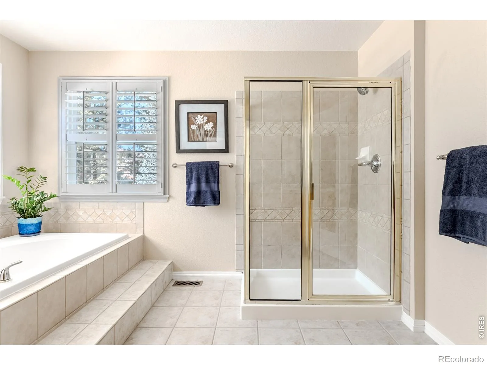 5706 Aspen Creek Drive Broomfield CO 80020 | MLS #RECIR1067174 08252026174949 1600 27