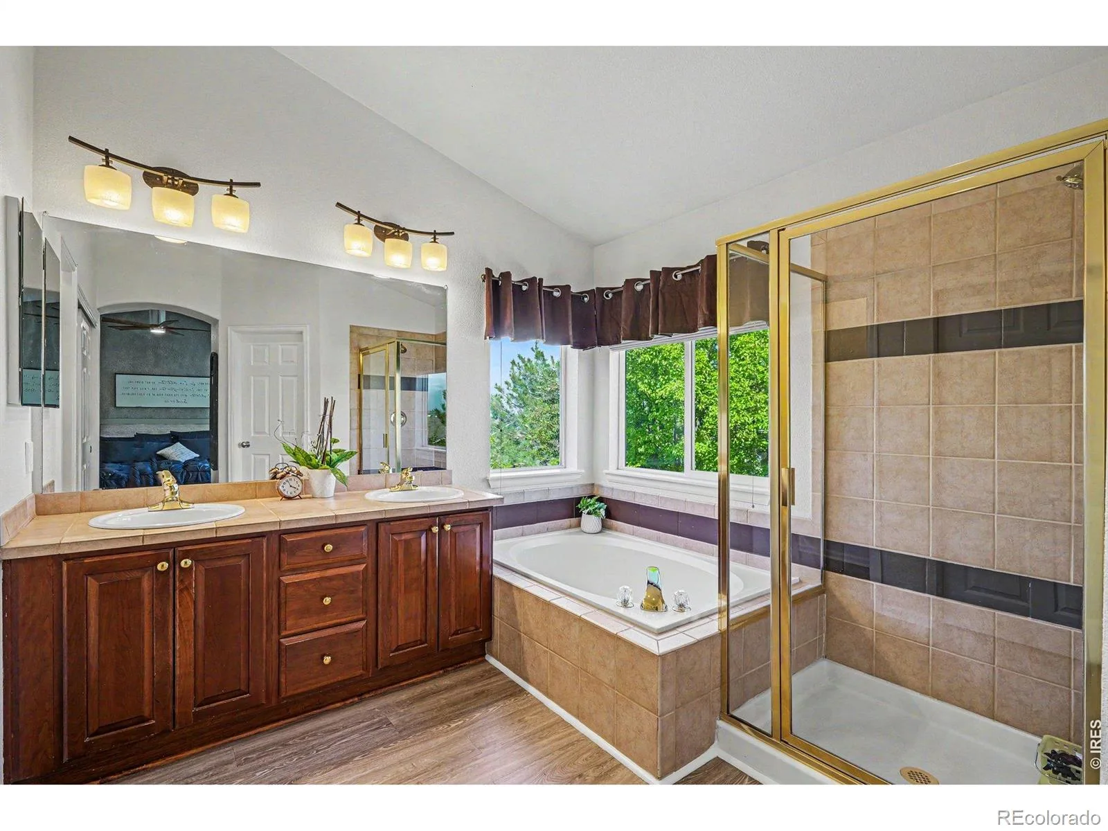 9690 S Dover Way Littleton CO 80127 | MLS #RECIR1067189 08252026211641 1600 25