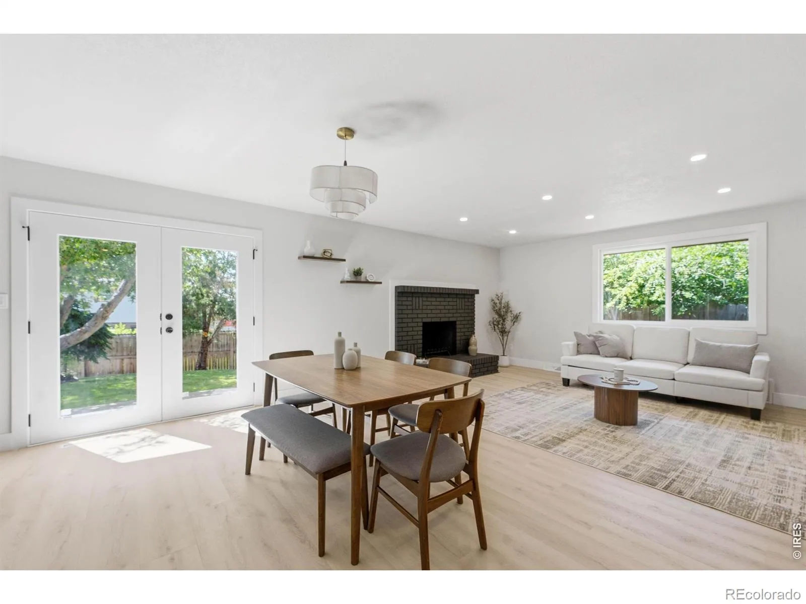 2126 S Yarrow Street Lakewood CO 80227 | MLS #RECIR1067205 08252026215218 1600 11