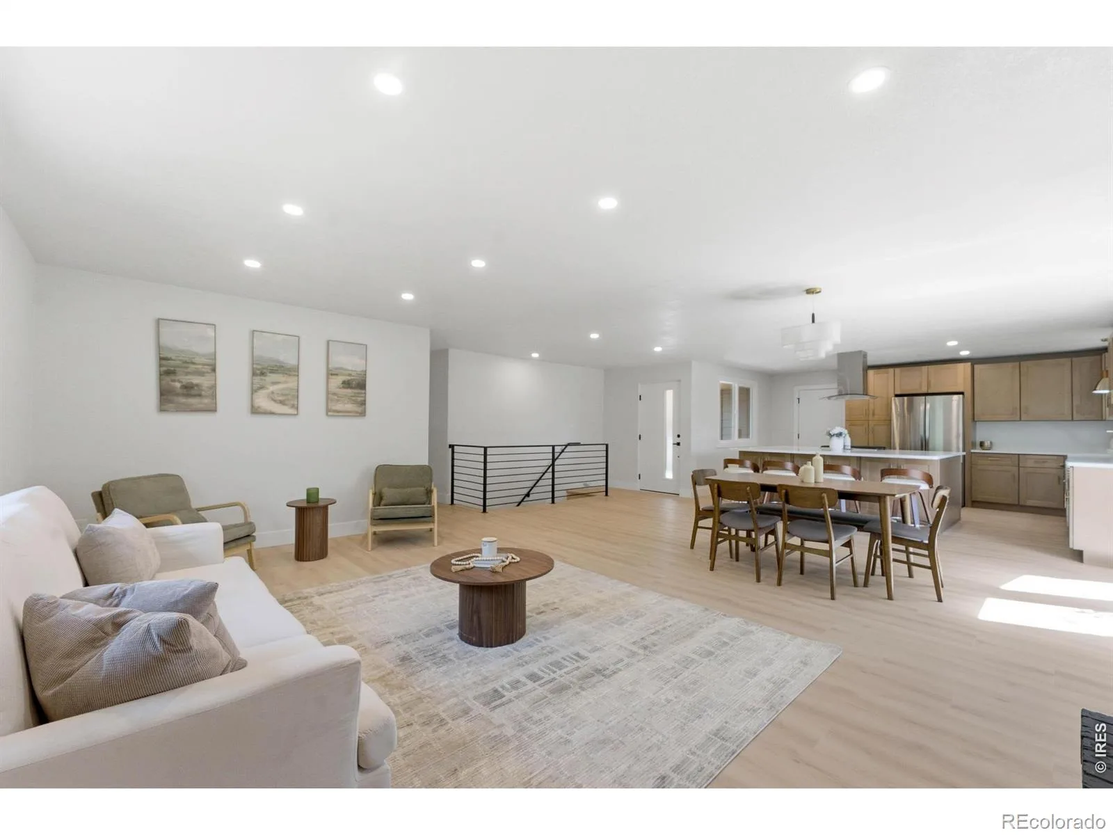 2126 S Yarrow Street Lakewood CO 80227 | MLS #RECIR1067205 08252026215218 1600 13