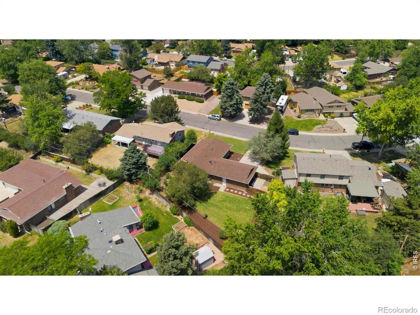 2126 S Yarrow Street Lakewood CO 80227 | MLS #RECIR1067205 08252026215218 1600 39