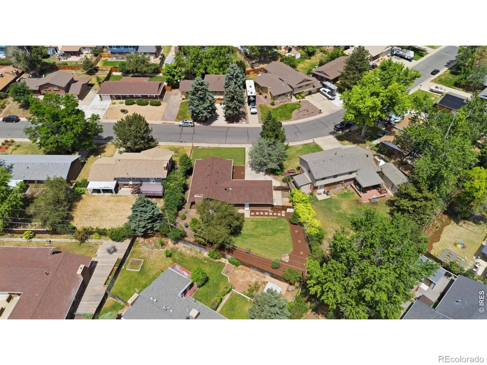 2126 S Yarrow Street Lakewood CO 80227 | MLS #RECIR1067205 08252026215218 1600 40