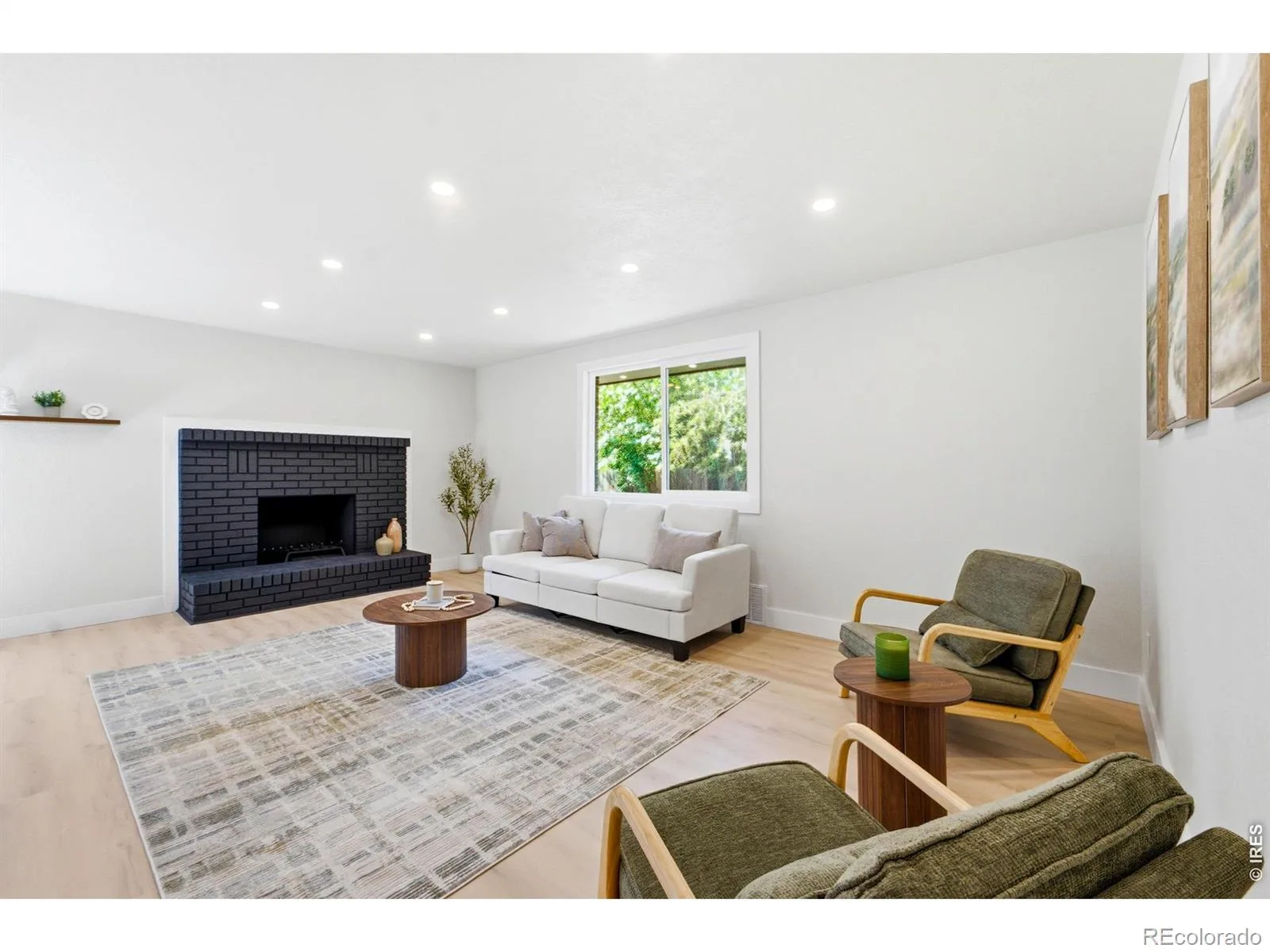 2126 S Yarrow Street Lakewood CO 80227 | MLS #RECIR1067205 08252026215218 1600 9