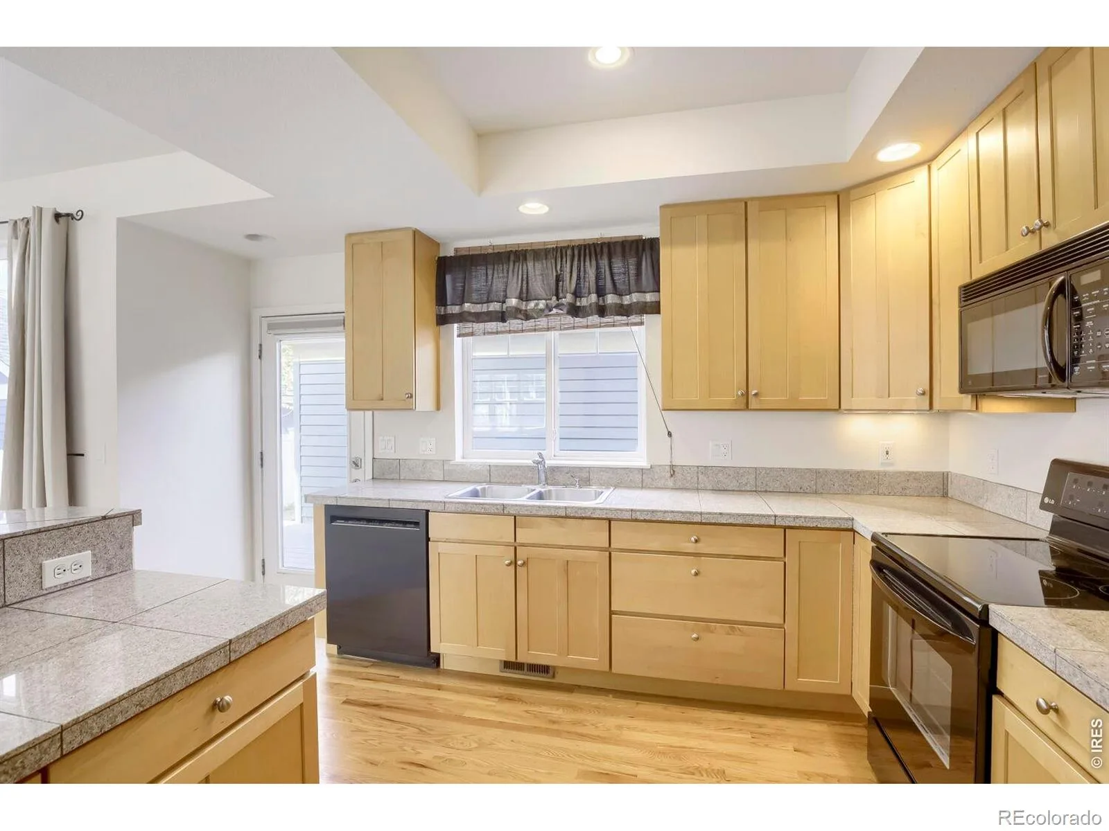 305 River View Court Longmont CO 80501 | MLS #RECIR1067210 08252026215230 1600 10