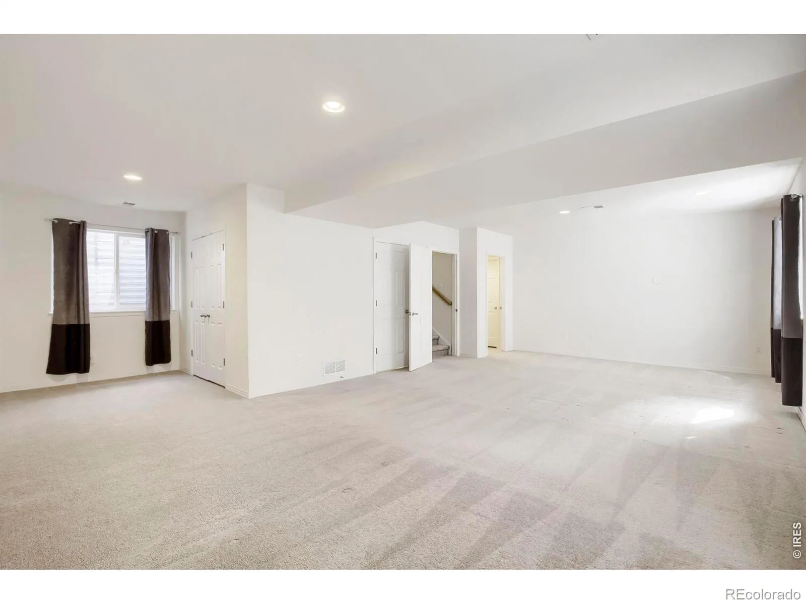305 River View Court Longmont CO 80501 | MLS #RECIR1067210 08252026215230 1600 21